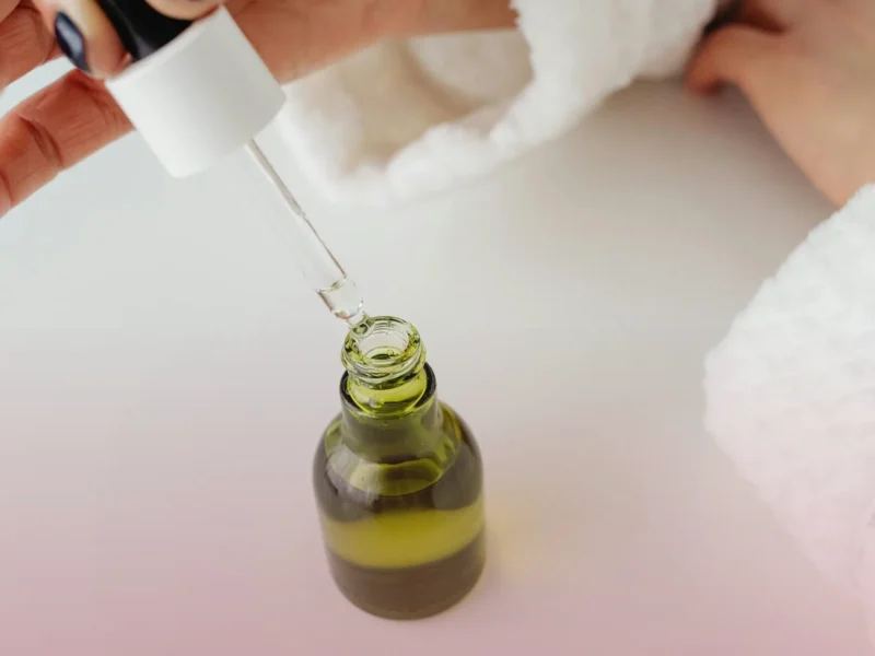 Salicylic Acid: Why Using It Daily Made My Skin Worse