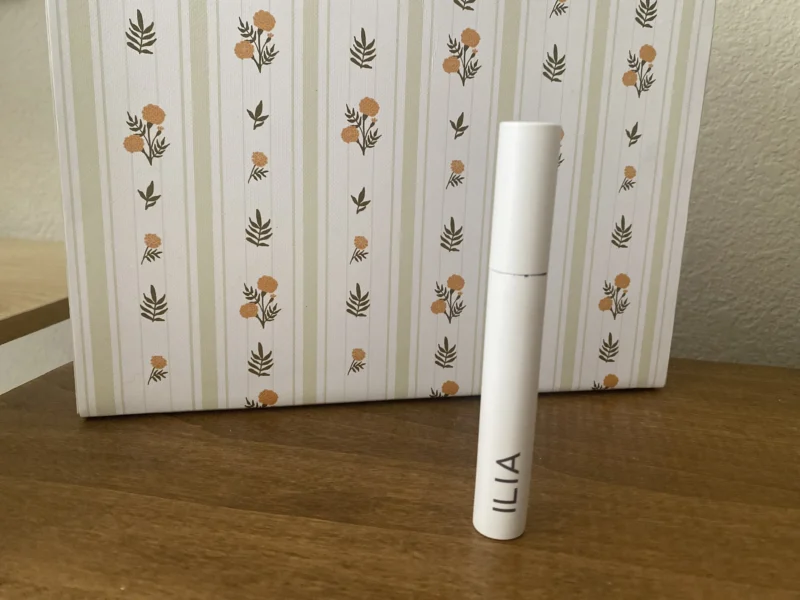 ILIA Limitless Lash Mascara Review: The Clean Mascara That Saved My Lashes